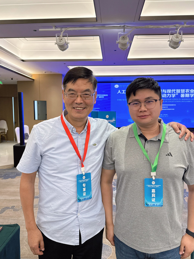 Kai Ren with his PhD supervisor Professor Qiang Yu at Inner Mongolia Agricultural University